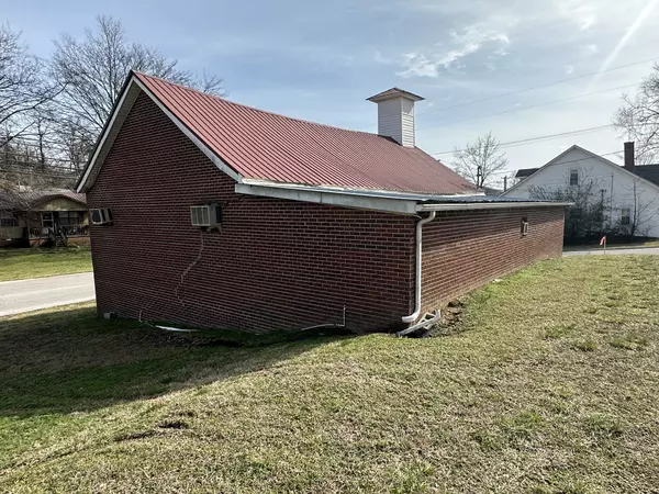 Carthage, TN 37030,113 Second Ave #E