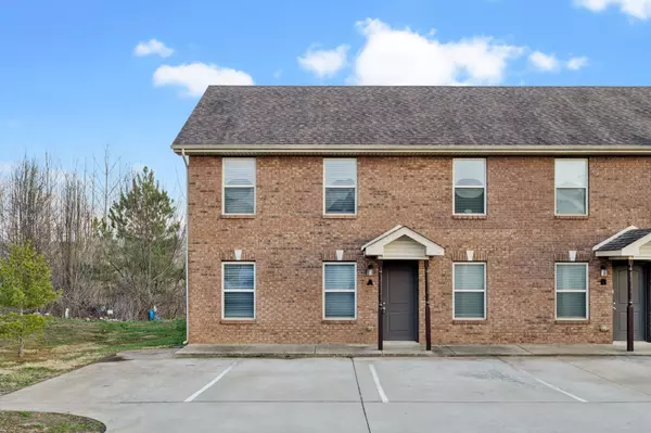 1709 Manning Dr, Clarksville, TN 37042