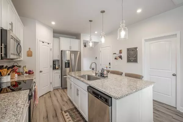171 Fister Dr, Lebanon, TN 37090