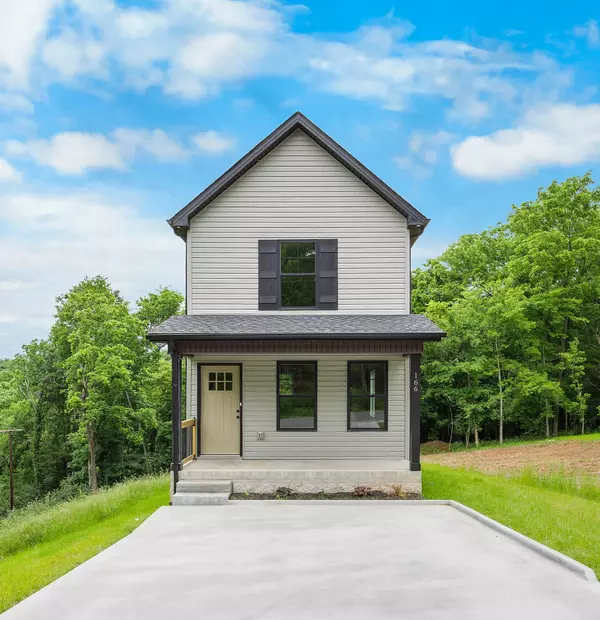 166 Oak St, Clarksville, TN 37042