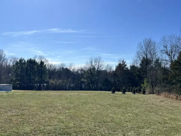 Winchester, TN 37398,0 Kayak Way