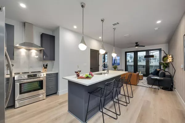 303 31st Ave #N #313, Nashville, TN 37203