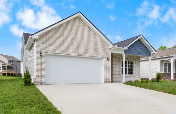 Clarksville, TN 37043,914 Inverness Ln