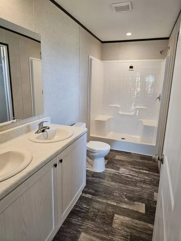 Lafayette, TN 37083,143 Bandy Rd