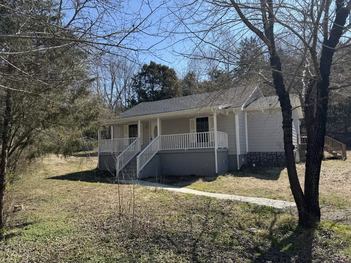 Pleasant Shade, TN 37145,120 Harris Hollow Rd