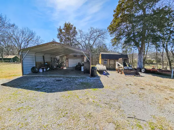 Shelbyville, TN 37160,1621 Highway 41A #N