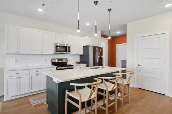 2900 Edwin Way #106,  Nashville,  TN 37207