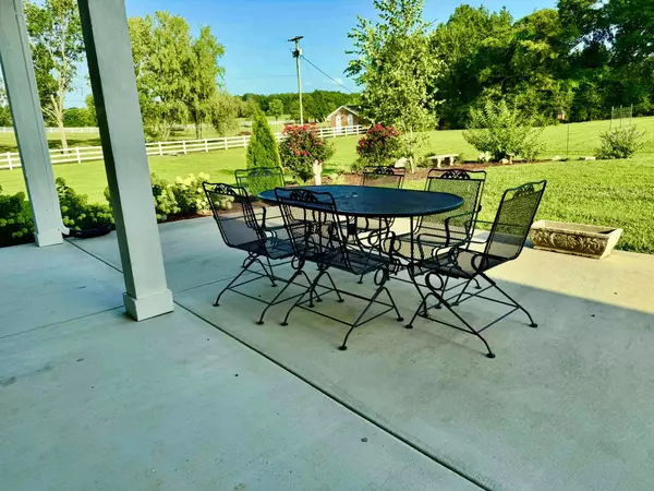 Shelbyville, TN 37160,105 Himesville Rd