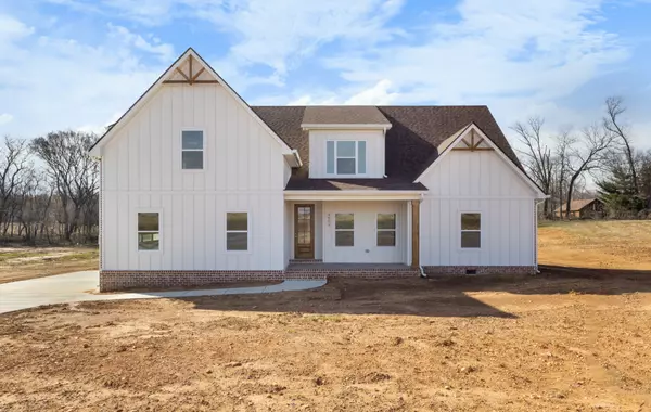 Clarksville, TN 37040,4954 Royal View Way