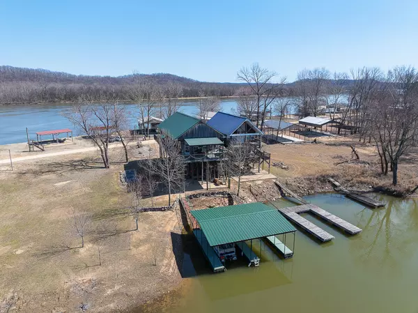 671 Gumdale Cv,  Decaturville,  TN 38329
