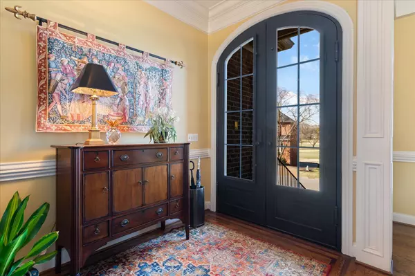 Brentwood, TN 37027,566 Midway Cir