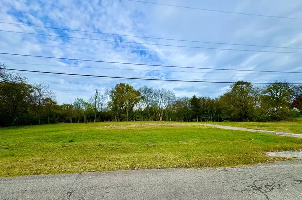 Nashville, TN 37218,1705C River Dr