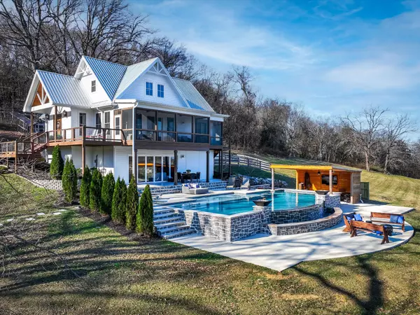 2313 Allisona Rd,  Eagleville,  TN 37060