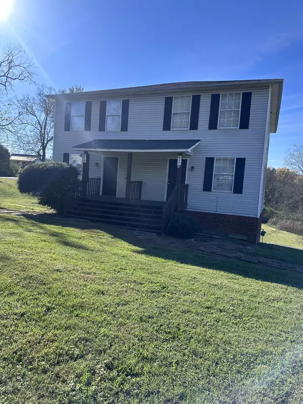 517 Sharondale Dr, Columbia, TN 38401