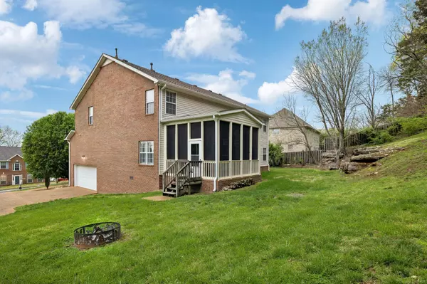 5225 Whispering Valley Dr, Nashville, TN 37211