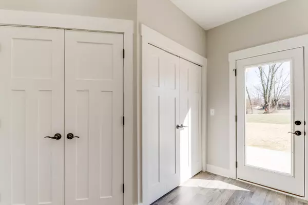 Mcminnville, TN 37110,211 Lagoon Dr