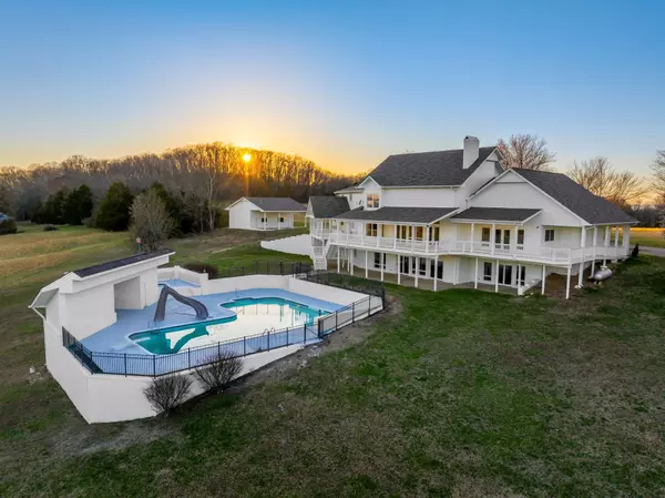 Columbia, TN 38401,1230 Iron Bridge Rd