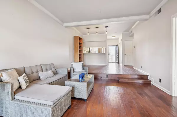 Nashville, TN 37205,115 W End Pl