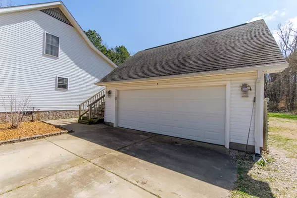 Henderson, TN 38340,70 Mosier Ln