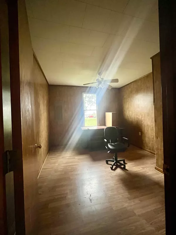 Lawrenceburg, TN 38464,206 Frank St