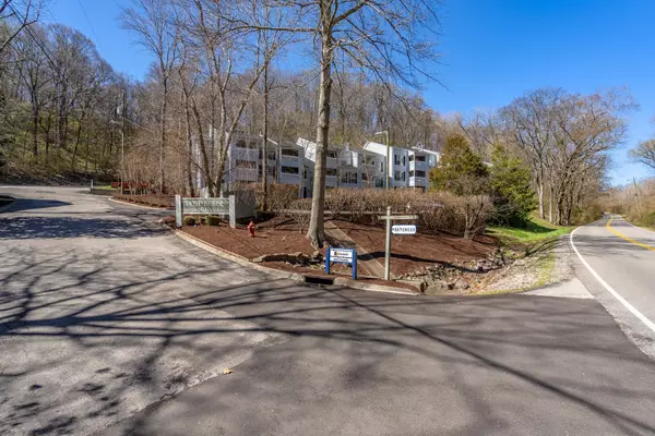 Nashville, TN 37221,301 Post Creek Rd