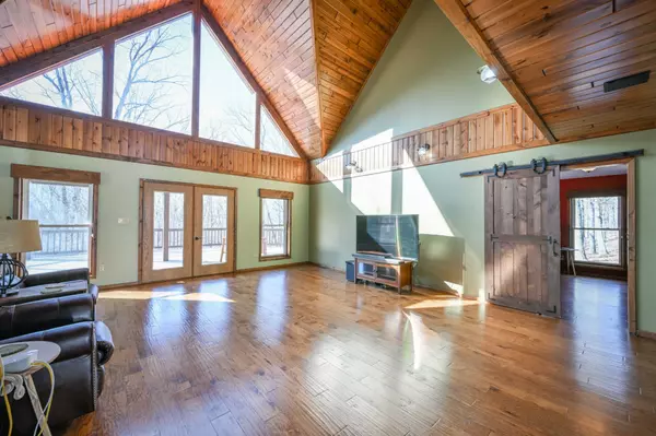 576 Ridgeway Dr, Sugar Tree, TN 38380