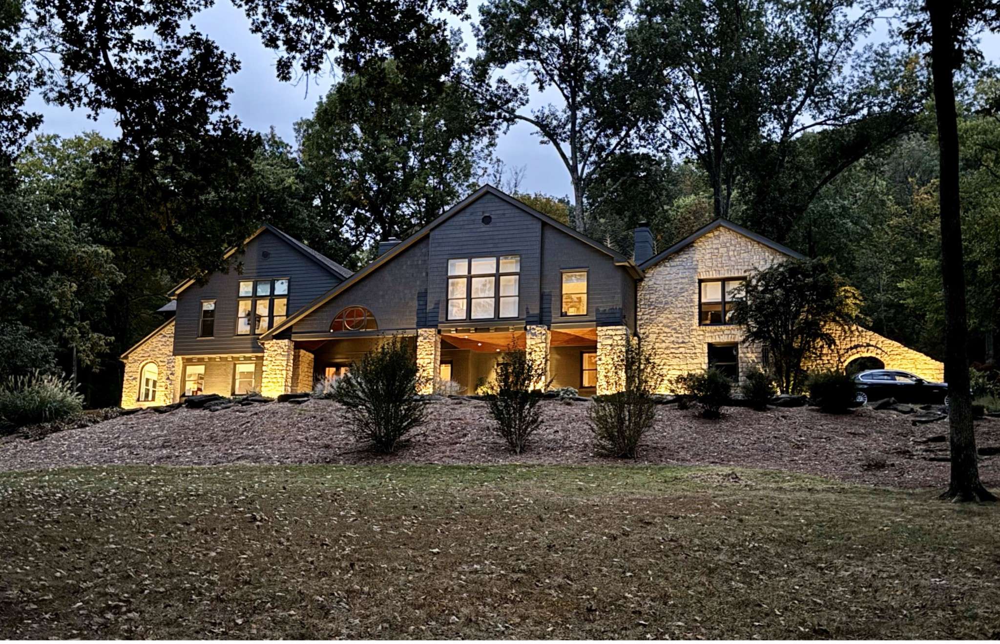 915 Overton Lea Rd, Nashville, TN 37220