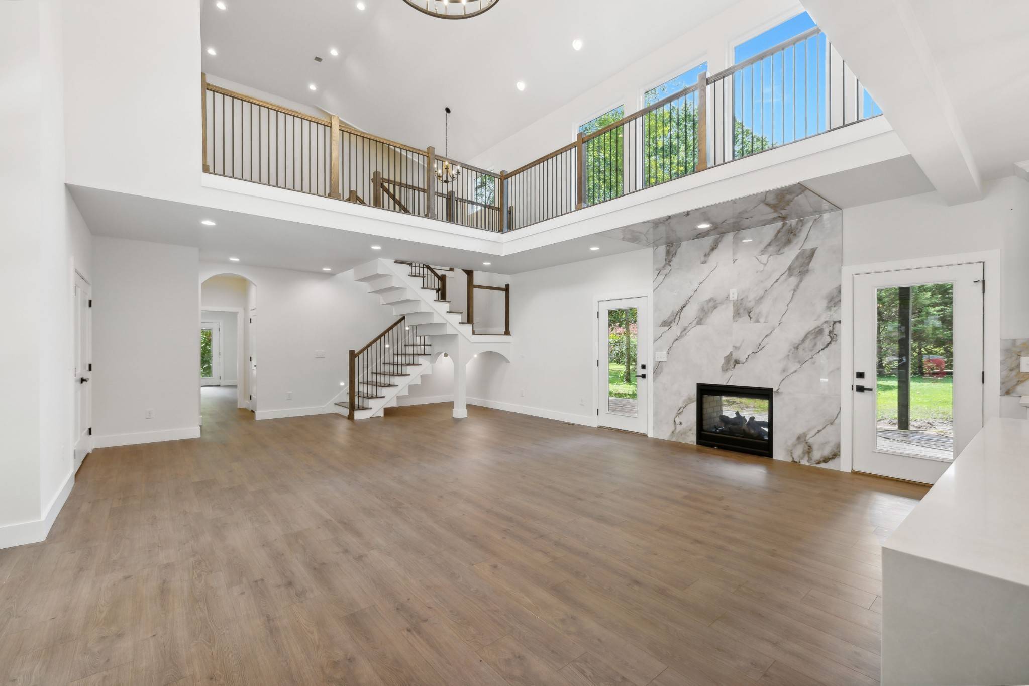 Columbia, TN 38401,102 Cayce Valley Dr