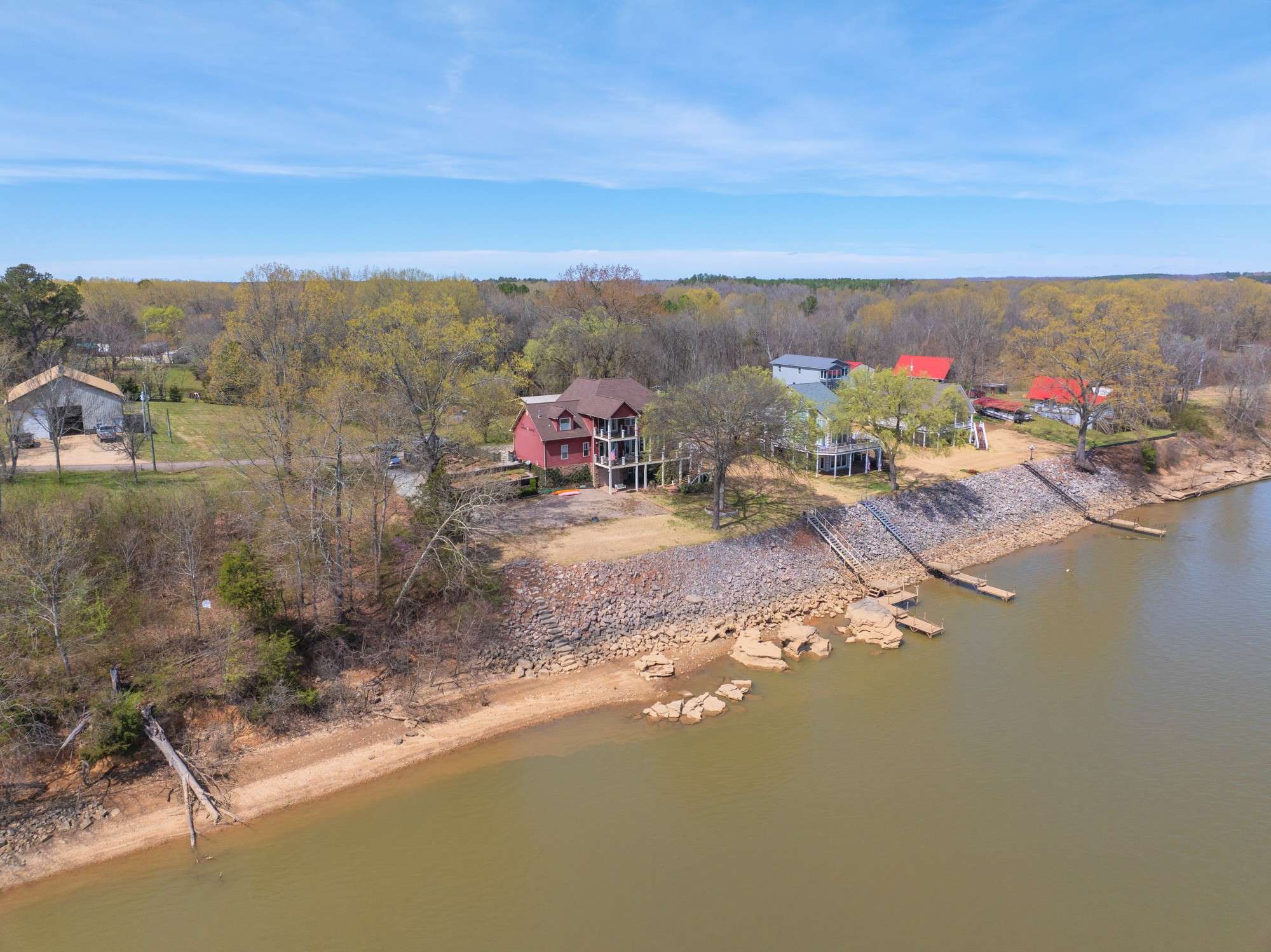 Saltillo, TN 38370,180 Shoreline Ln