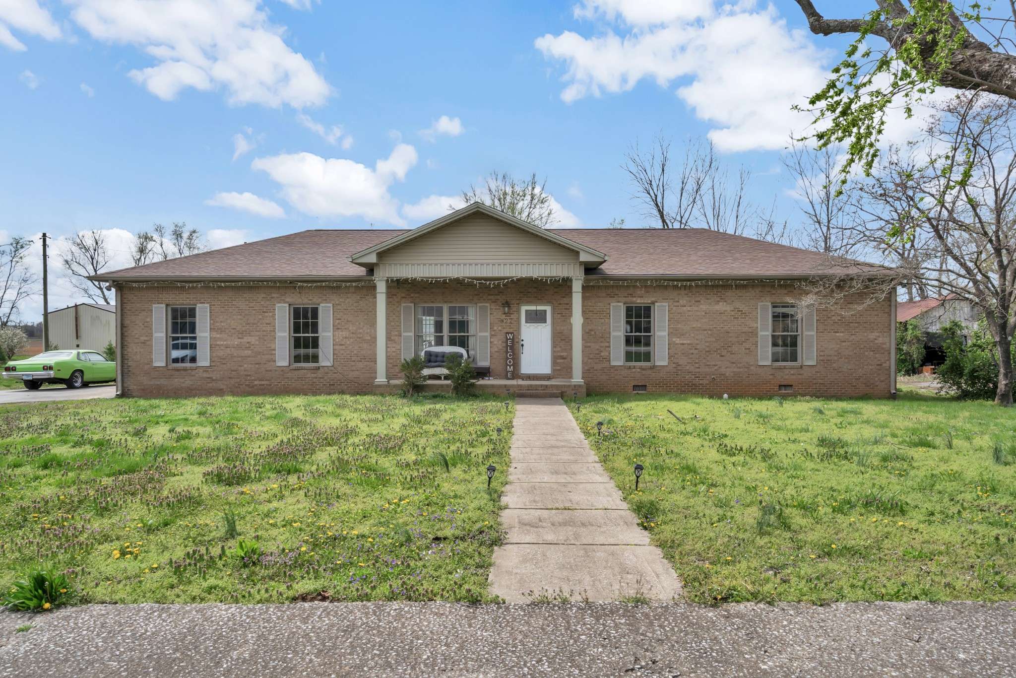 Pembroke, KY 42266,327 E Nashville St