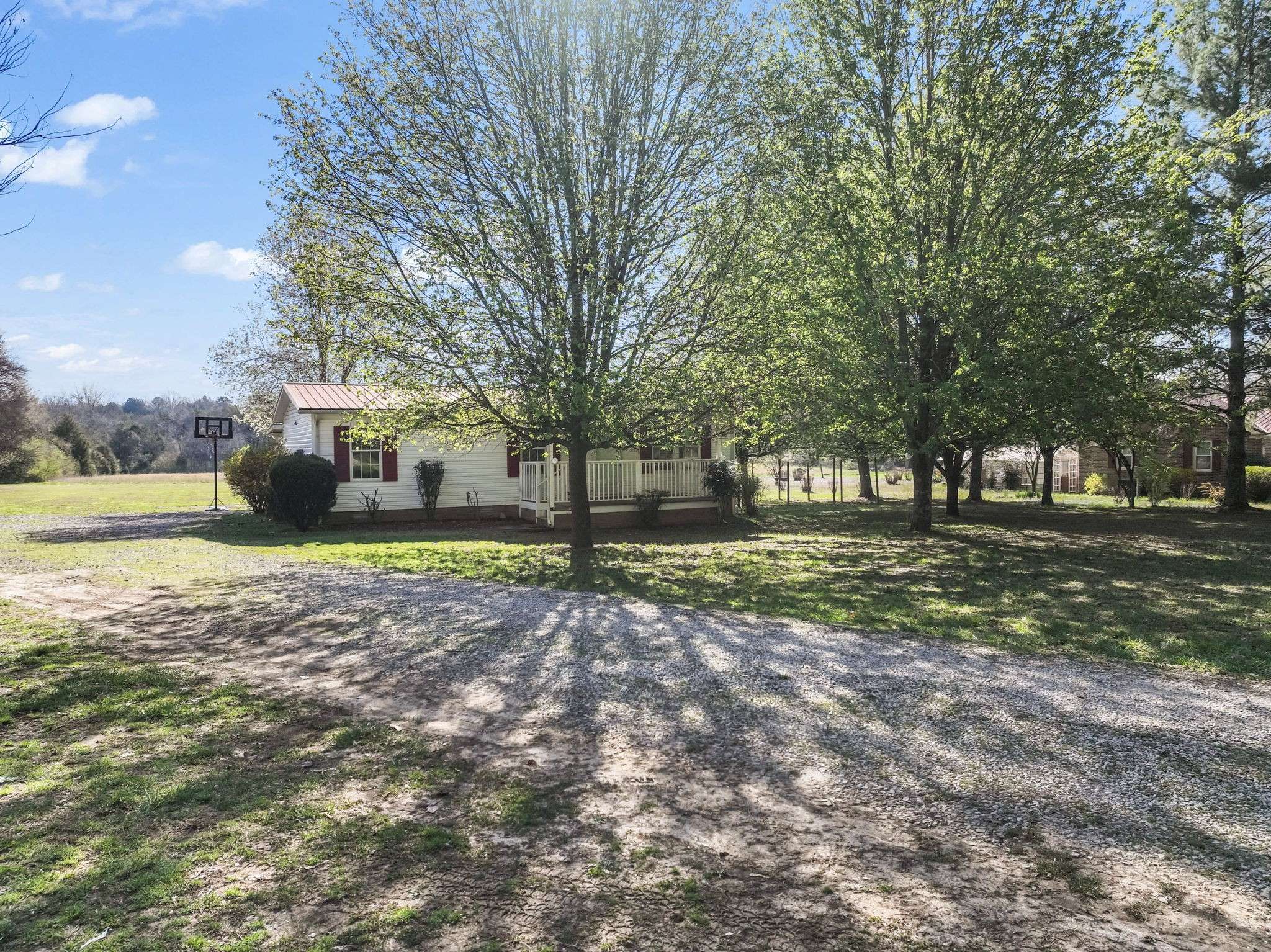 Culleoka, TN 38451,1523 Culleoka Hwy