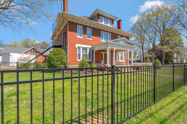 Columbia, TN 38401,310 W 6th Street