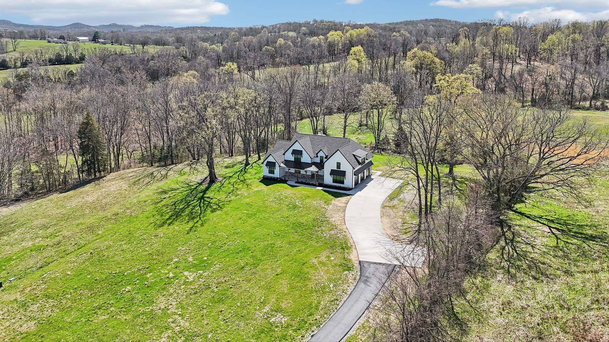 Lebanon, TN 37090,1040 Burnt House Rd