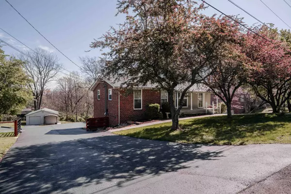 Nashville, TN 37211,6004 Hawkdale Dr