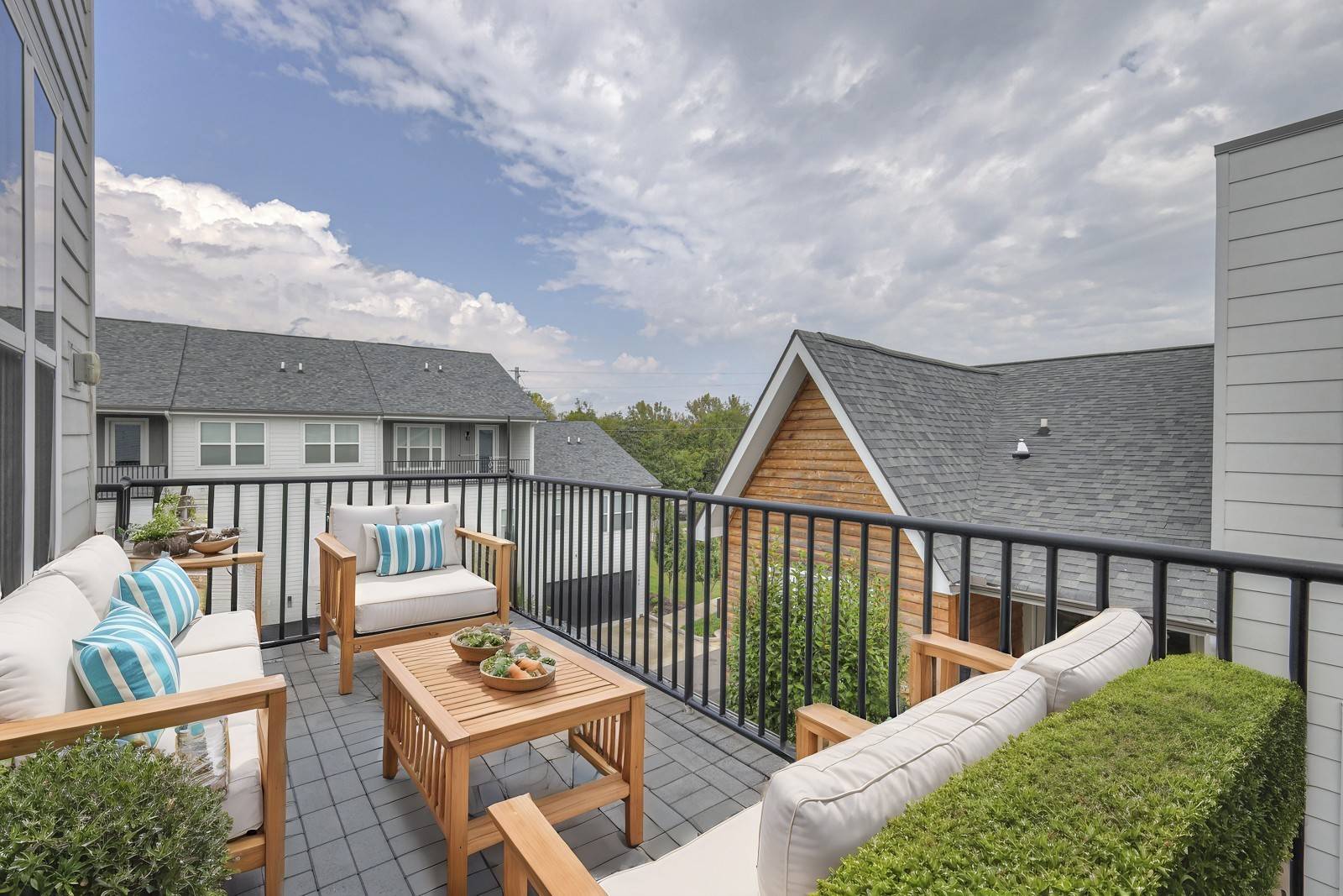 544 Vernon Cir, Nashville, TN 37209