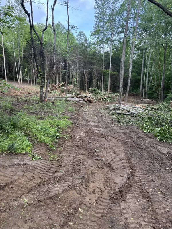 Dickson, TN 37055,820 Lucas Rd