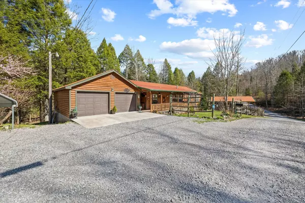 5135 Wolf Branch Ln,  Crawford,  TN 38554