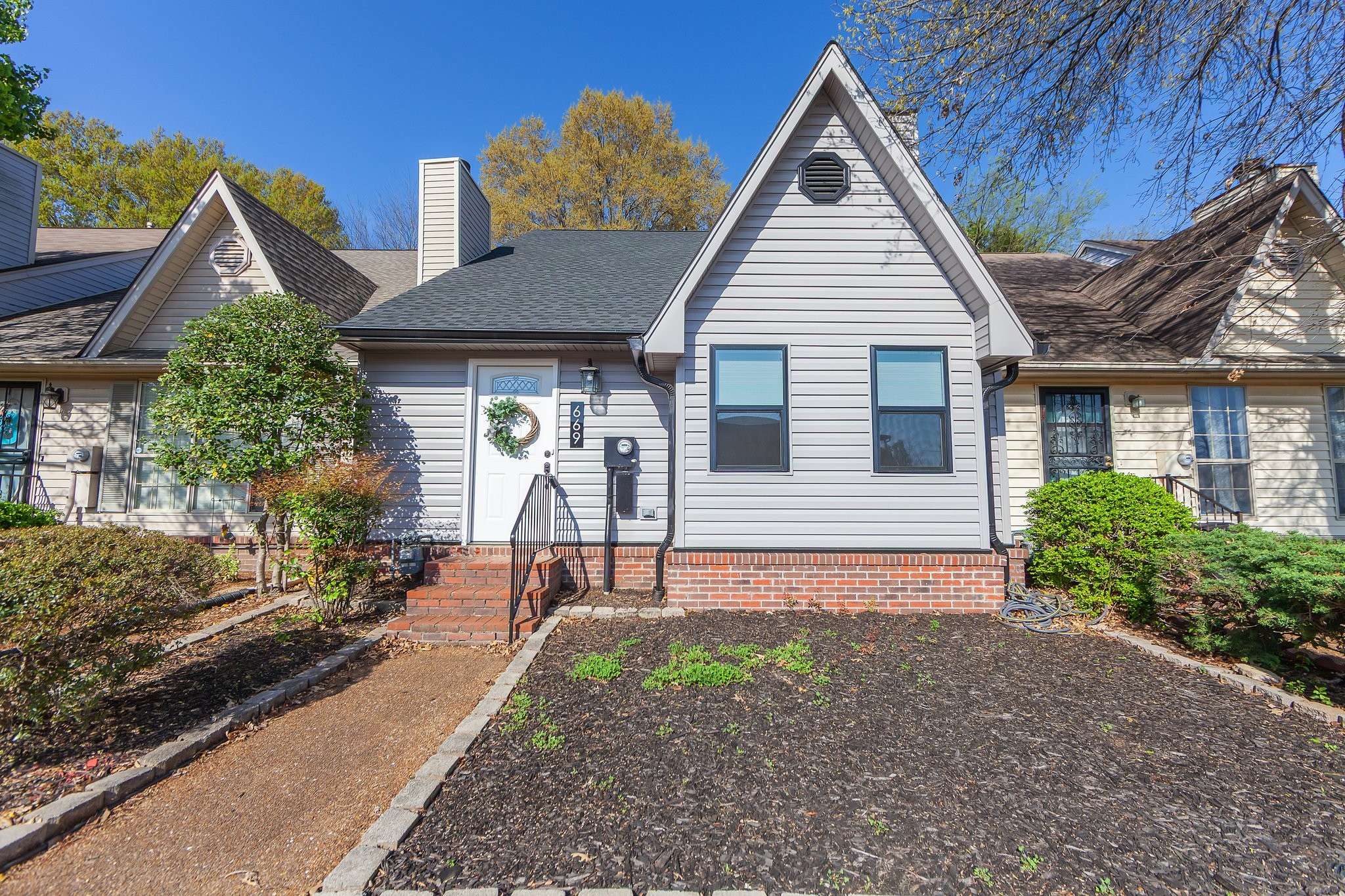 669 Walker Rd, Jackson, TN 38305