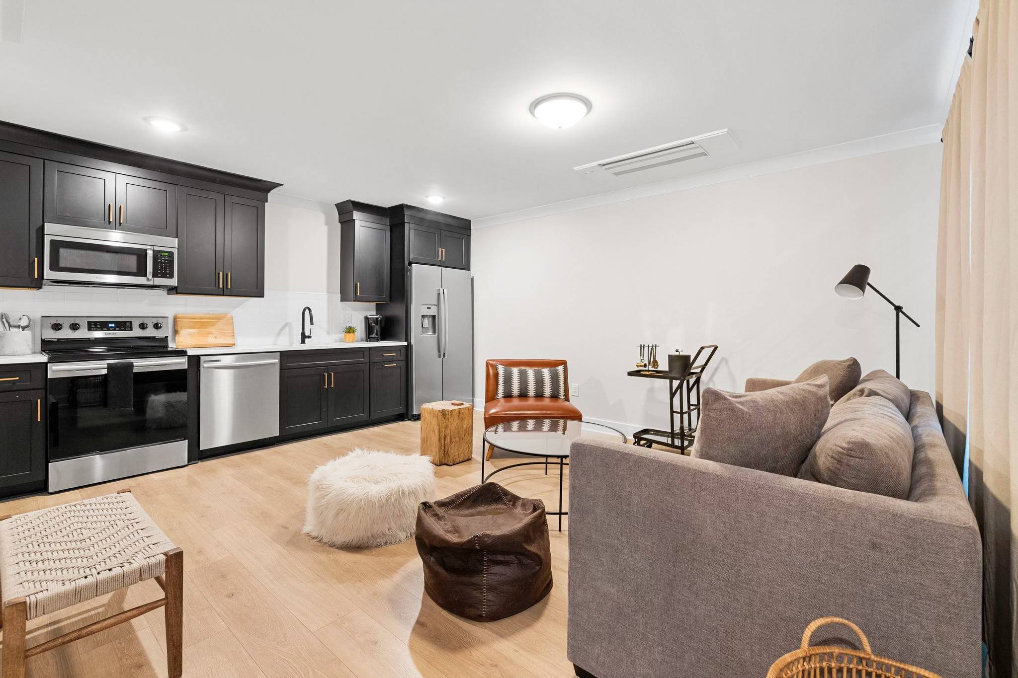 Nashville, TN 37207,110 Duke St #7