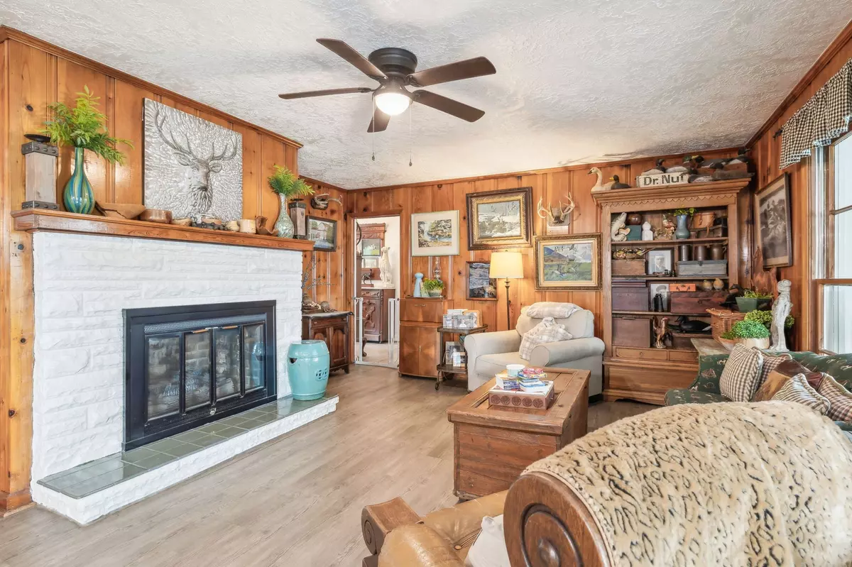 Carthage, TN 37030,604 College Ave #E