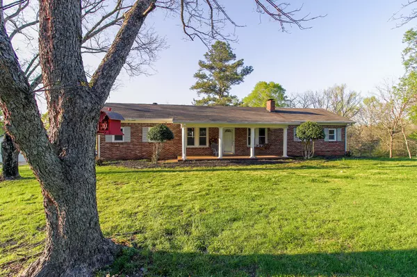 444 Cooley Rd, Waverly, TN 37185