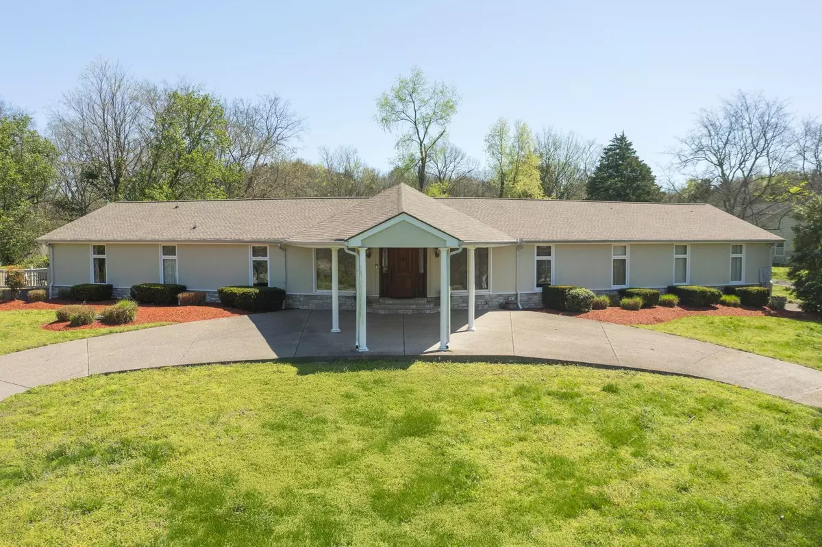 Hendersonville, TN 37075,1035 Forest Harbor Dr