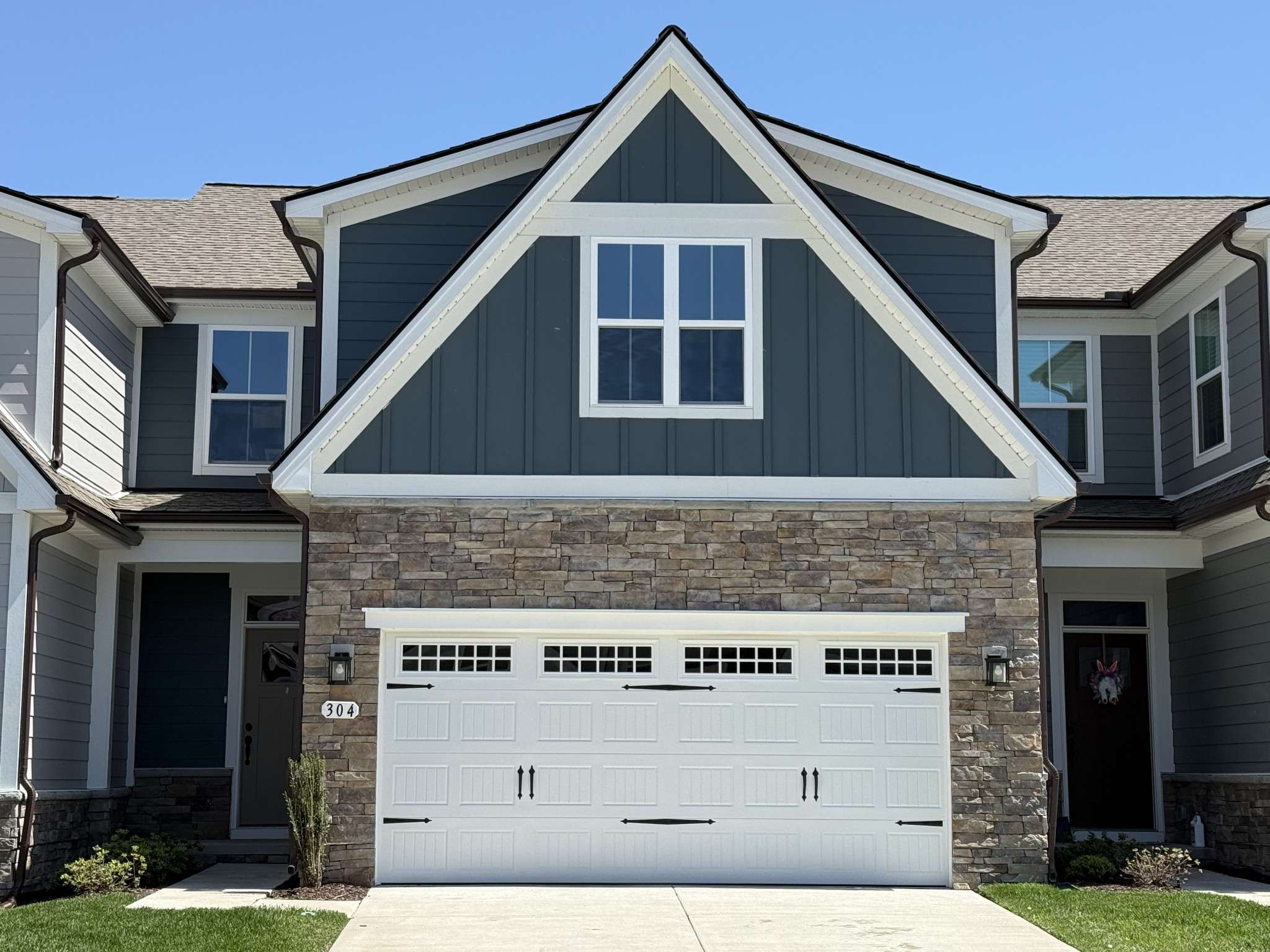 304 Lantern Cir, Gallatin, TN 37066