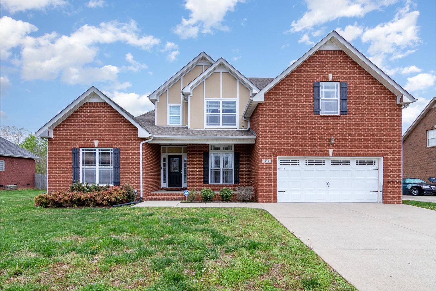 995 Terraceside Cir, Clarksville, TN 37040