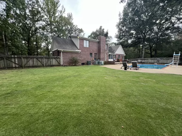 Savannah, TN 38372,255 Easley Loop