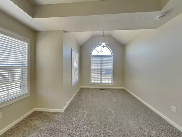 White House, TN 37188,114 Brigham Ct