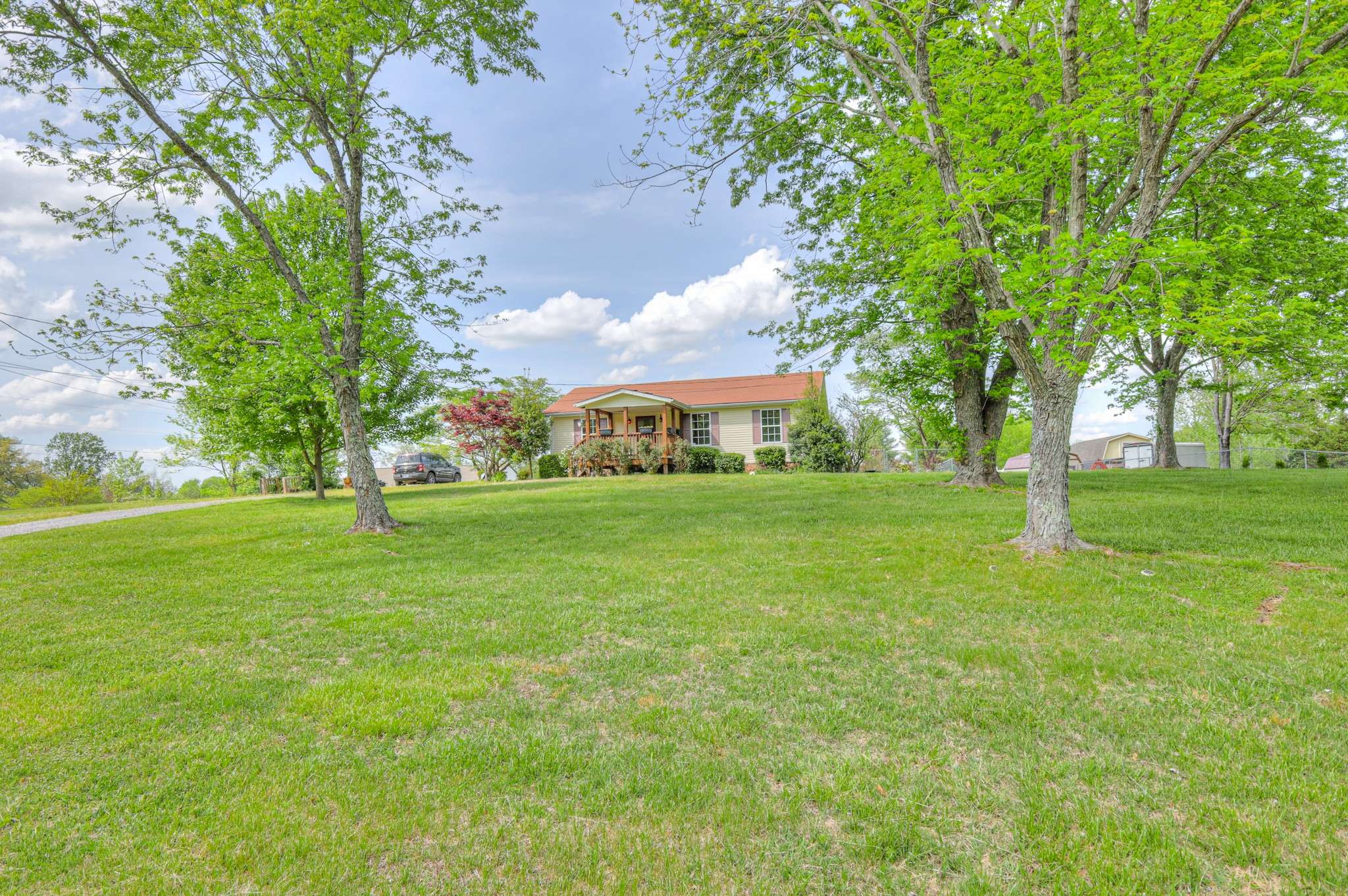 109 Spring Valley Ct, Cross Plains, TN 37049