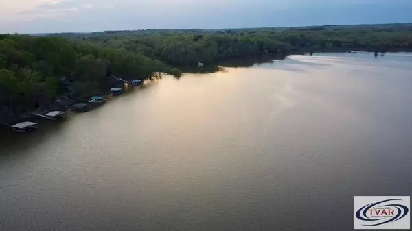 Camden, TN 38320,844 Stirling