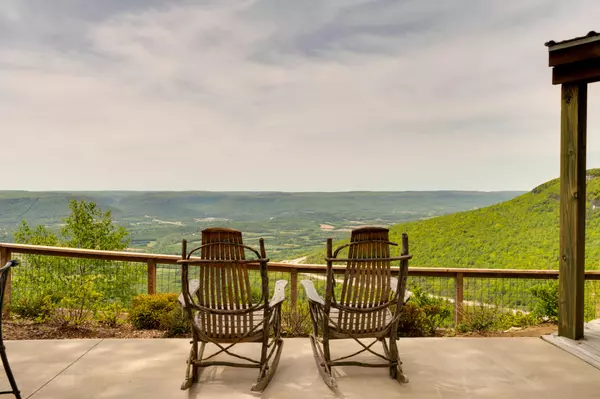 Dunlap, TN 37327,1004 Window Rock Rd