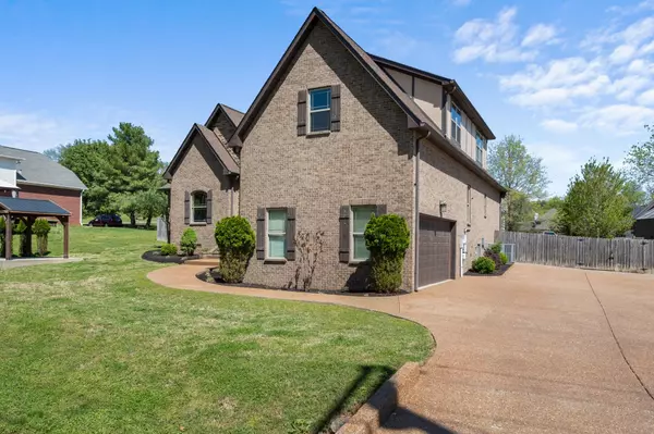 Hendersonville, TN 37075,443 Cumberland Hills Dr